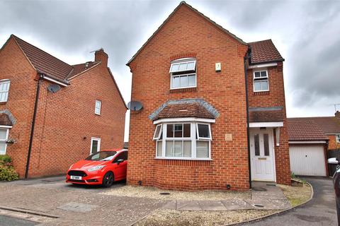 3 bedroom detached house for sale, Thatcham Road, Walton Cardiff, Tewkesbury