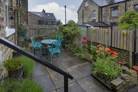 3 bedroom terraced house for sale, Wellington Street, Huddersfield HD3