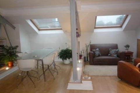 2 bedroom penthouse to rent, Merchants House, 66 North Street, Leeds