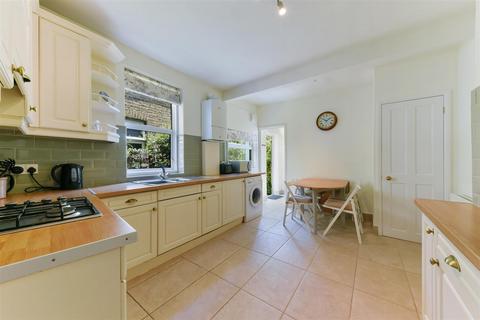 1 bedroom flat for sale, Kingston Road, Raynes Park SW20