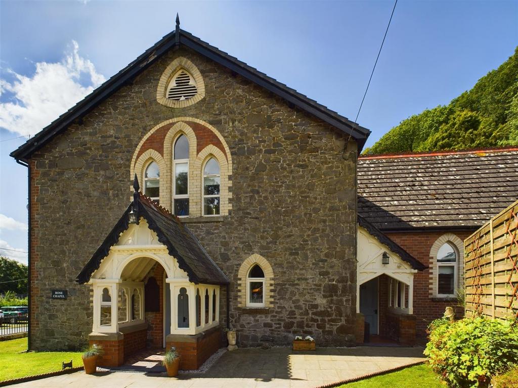 BwlchYFfridd, Newtown 4 bed detached house for sale £500,000