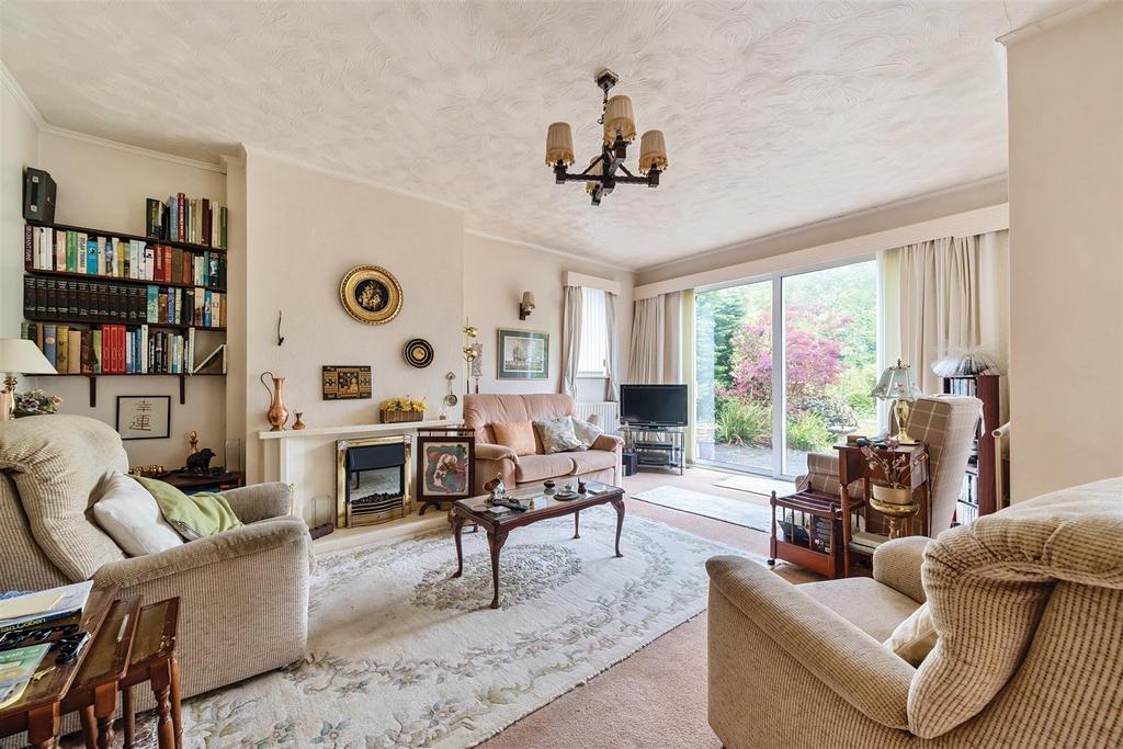 Saunders Way, Sketty, Swansea 3 bed detached bungalow for sale £275,000