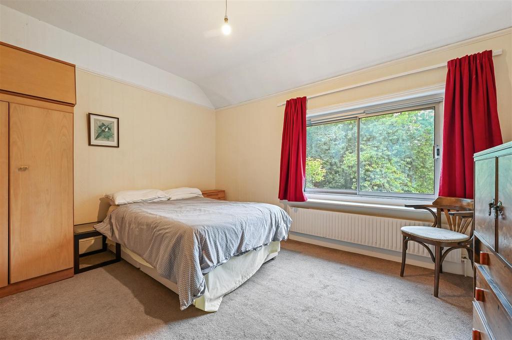 WH - 4 Hill Road - Bedroom B3 (1).JPG