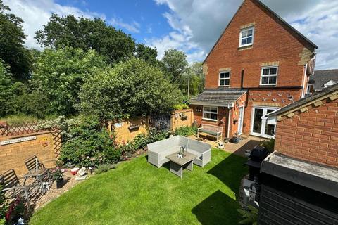 5 bedroom detached house for sale, Garden Fields, Potton SG19