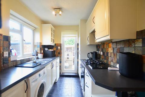 40 Deans Close, Stoke Poges, Slough, SL2 4JX