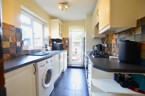 40 Deans Close, Stoke Poges, Slough, SL2 4JX