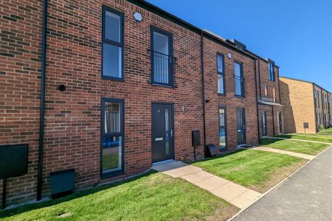 3 bedroom terraced house to rent, Ribot Walk, Castle Irwell, Salford