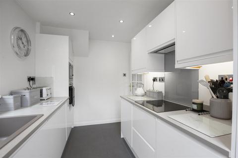 7 Brandy Riggs, Cairneyhill, Dunfermline, KY12 8UU