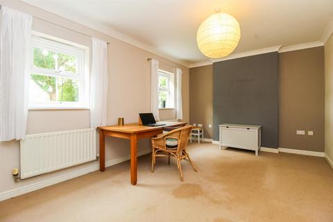 15 Ashworth Square, Wakefield, WF1 4SN