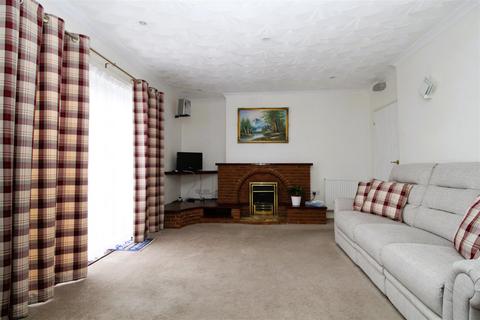 131 Botany Road, Kingsgate, Broadstairs, CT10 3SB