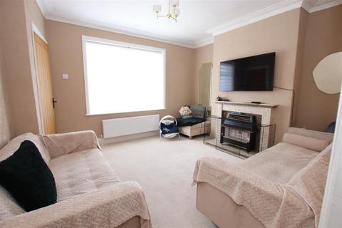 3 bedroom townhouse for sale, Southmere Grove, Great Horton,  Bradford