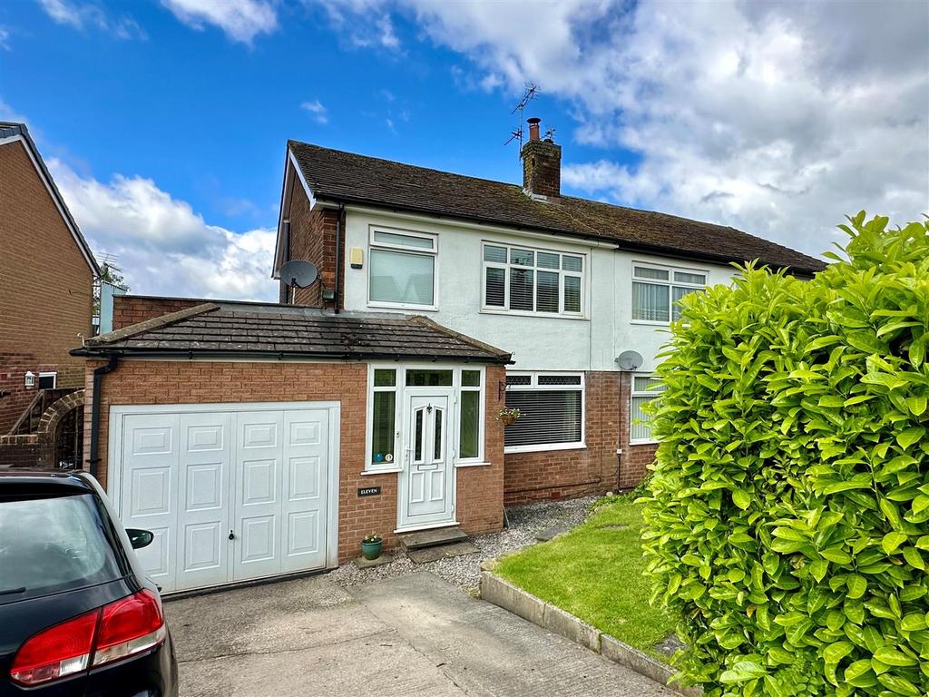 Chantry Road, Disley, Stockport 3 bed semidetached house for sale £