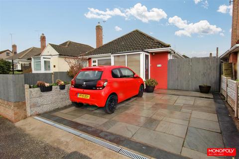 3 bedroom bungalow for sale, Arran Drive, Rhyl LL18