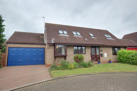 4 bedroom detached bungalow for sale, Belgrave Drive, North Cave