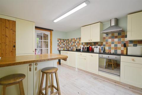 3 bedroom cottage for sale, Newbridge Road, Laugharne, Carmarthen