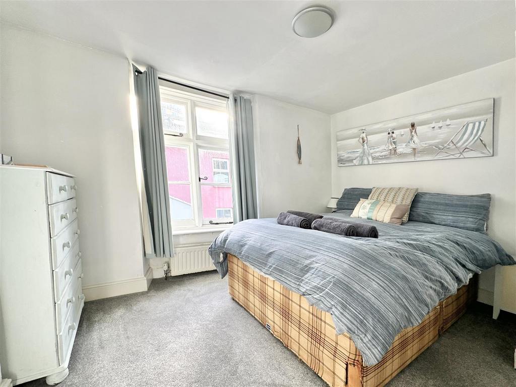 Bedroom  2.jpg
