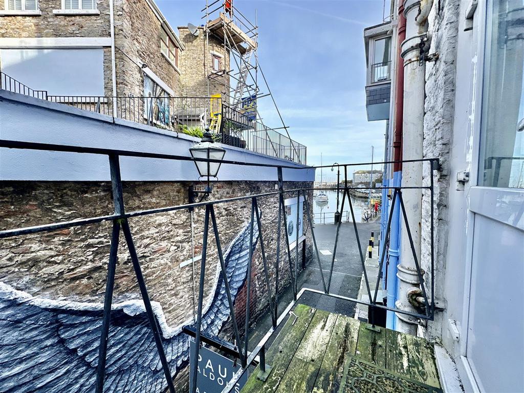 Kitchen Balcony.jpg