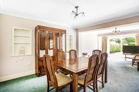 Fairlands Oxshott Road, Leatherhead, KT22 0EN