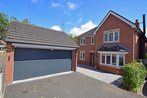 4 bedroom detached house for sale, 32 Pear Tree Way, Wychbold, Worcestershire, WR9 7JW