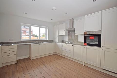 3 bedroom semi-detached house for sale, 3 Holly View, Bromsgrove, Worcestershire, B61 8BW