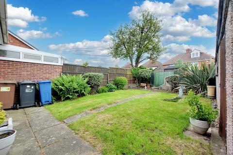2 bedroom semi-detached bungalow for sale, Thoresby Crescent, Draycott