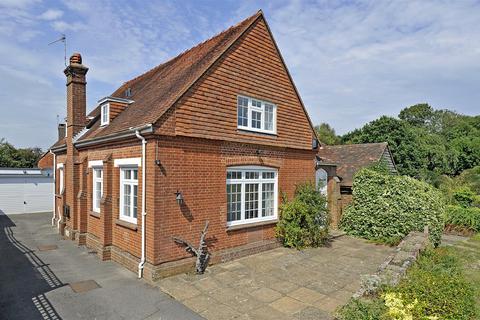 3 bedroom house to rent, The Green, Shamley Green Guildford GU5