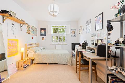 2 bedroom flat for sale, Cheltenham Road, Cotham