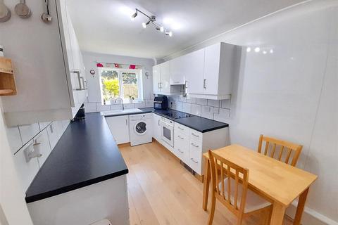 2 bedroom apartment for sale, Barnham Road, Barnham