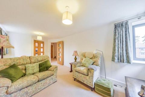 1 bedroom apartment for sale, Mandeville Court, Darkes Lane, Potters Bar