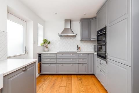 110 Luckwell Road, Bristol, BS3 3HQ