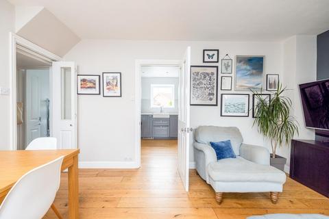 110 Luckwell Road, Bristol, BS3 3HQ