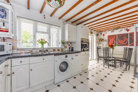 3 bedroom semi-detached house for sale, Barlow Road, Chichester