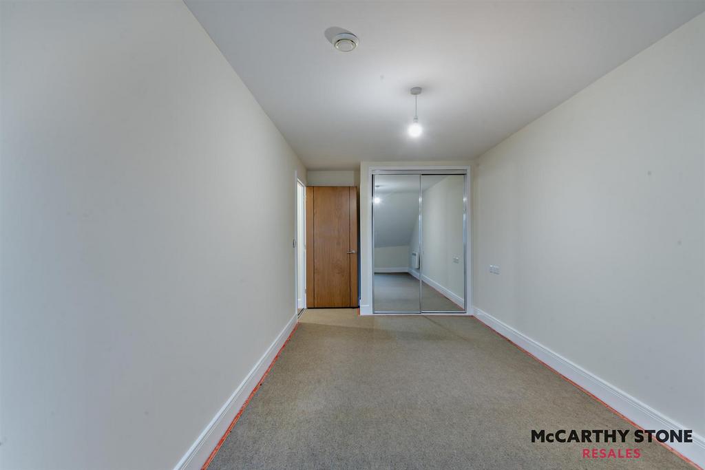 8596902-interior09-800.JPG