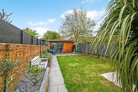 4 bedroom semi-detached house for sale, Whyke Lane, Chichester