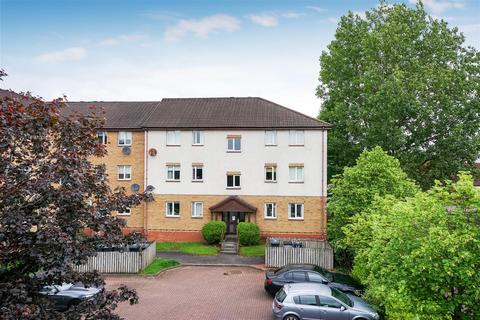35 Lees Court, Coatbridge, ML5 4NT