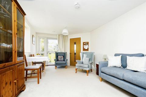 2 bedroom apartment for sale, Gilbert Place, Lowry Way, Swindon, WIltshire, SN3 1FX