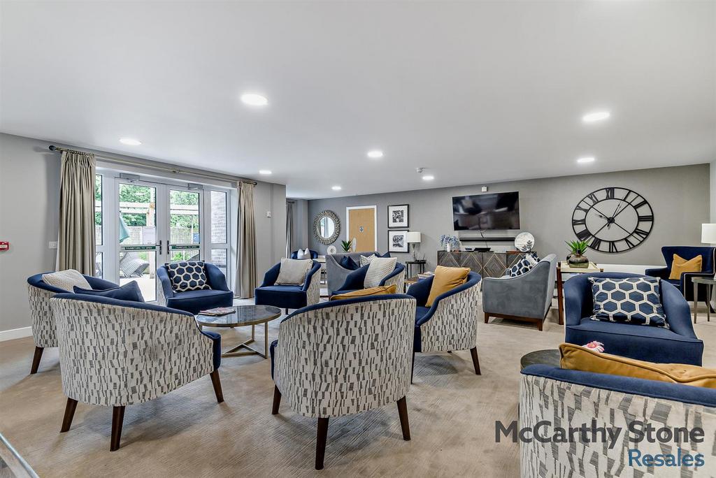 Homeowners Lounge