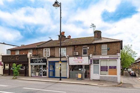 140a Uxbridge Road, London, W7 3SL