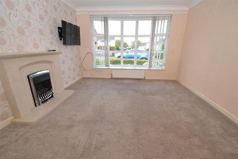 2 bedroom semi-detached bungalow for sale, Oakleigh Avenue, Clayton, Bradford