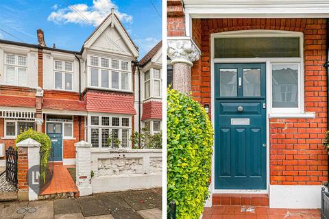 10 Hambledon Road, London, SW18 5UB