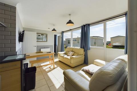 3 bedroom chalet for sale, Kidwelly