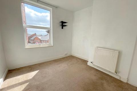 3 bedroom terraced house for sale, Strangman Street, Leek