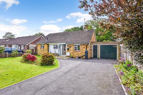 3 bedroom detached bungalow for sale, Rosslyn Close, North Baddesley, Hampshire