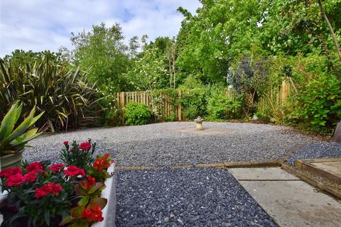 24 Clos Y Fferm, Aberporth, Cardigan, SA43 2BH