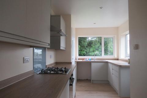 2 bedroom semi-detached bungalow to rent, Croftway, Leeds LS25