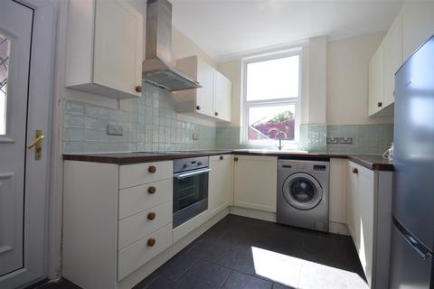 2 bedroom terraced house to rent, Doncaster Road, Branton, Doncaster