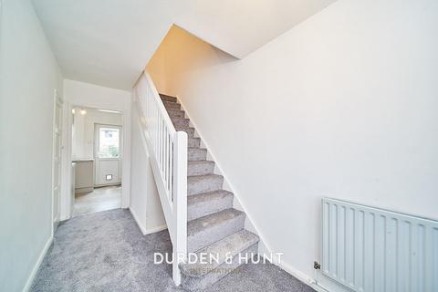 55 Pancroft, Abridge, Romford, RM4 1BX