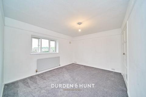 55 Pancroft, Abridge, Romford, RM4 1BX