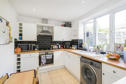 2 bedroom terraced house for sale, Lushes Road, Loughton, IG10