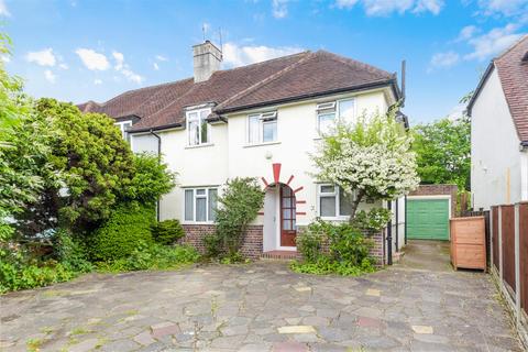 3 bedroom semi-detached house for sale, Roundwood Way, Banstead